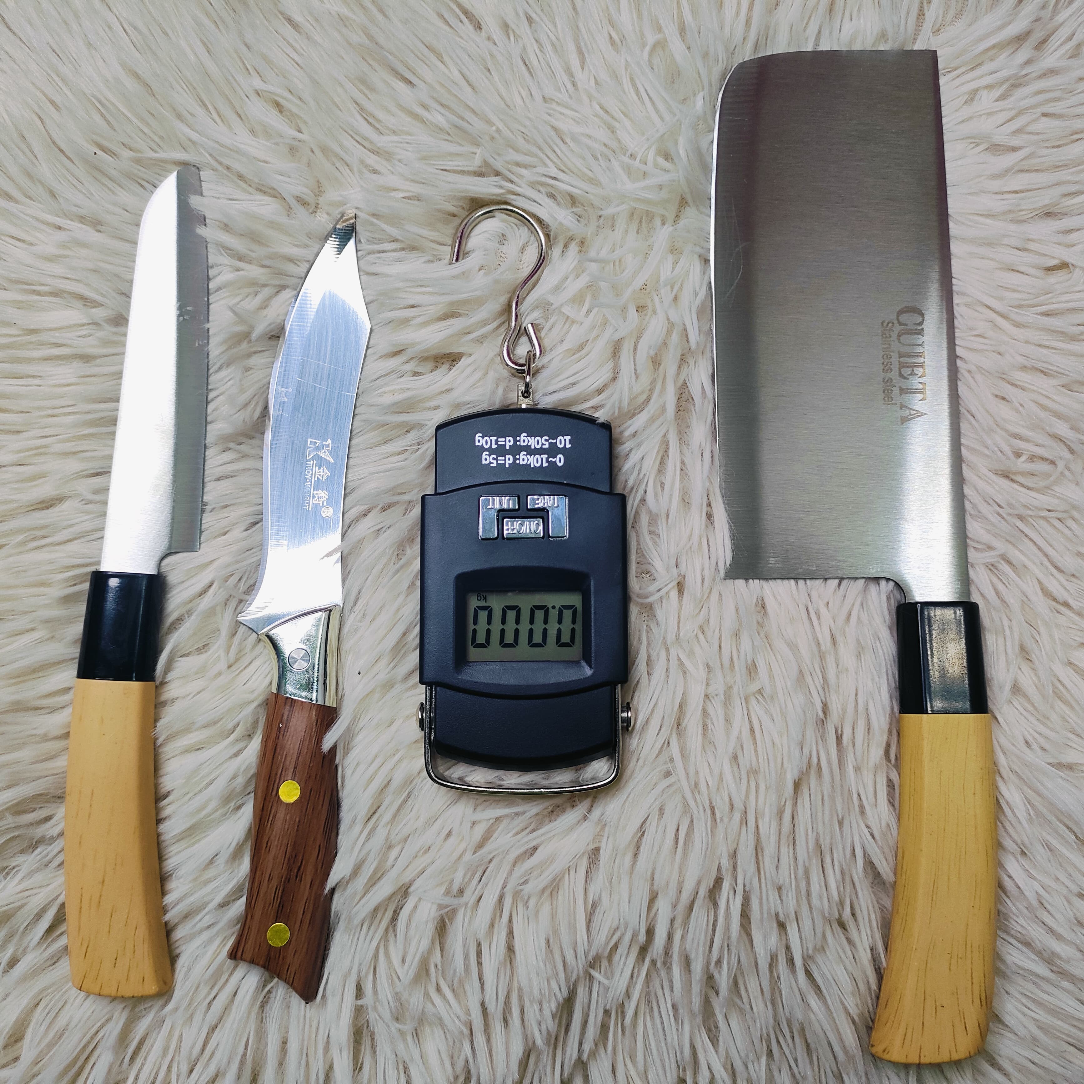 Portable Electronic Scale Digital Weight Machine 50kg with 2 pcs Knife and 1 pcs Chapati